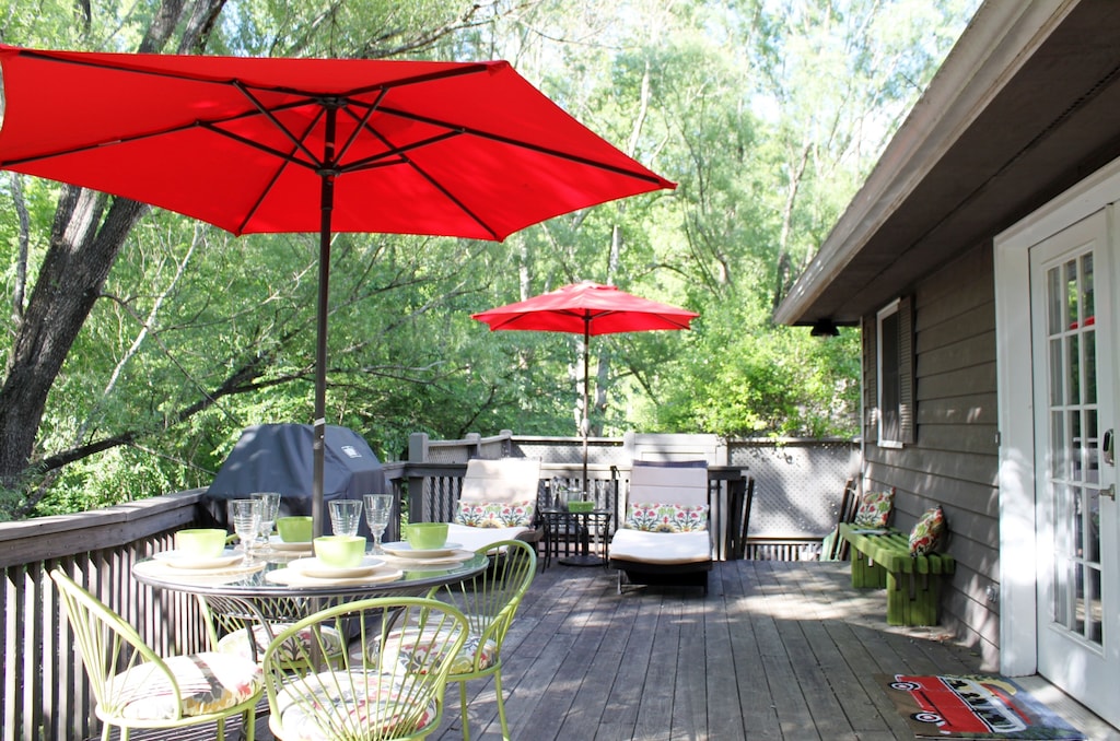 Treetop retreat in Mt. Pisgah nearby Asheville Candler