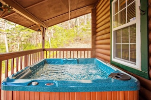 Private hot tub