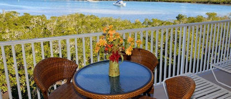 North-facing balcony with fabulous views up the intercoastal waterway. 