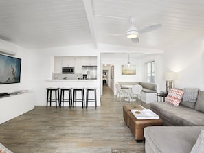 Modern tile floors keep cool in summer