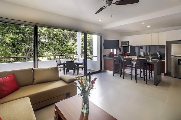 Spacious loft with open view to the golf course within the vibrant TAO Community