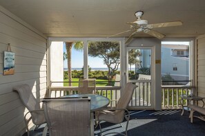 Screened in Porch