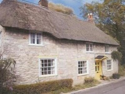 16th Century Thatched Cottage
