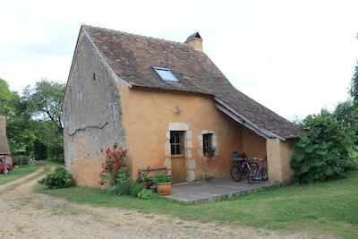 Gästehaus im Charakterdorf Asnières sur vègre (in der Nähe von Solesmes)