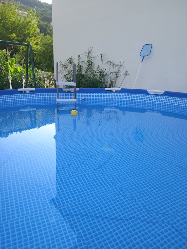 Private pool