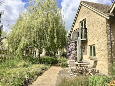 Renoviertes Oakleigh Cottage im Naturschutzgebiet mit Pool und Seen