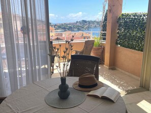 constant seaview