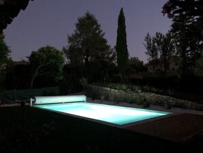 Piscine de nuit