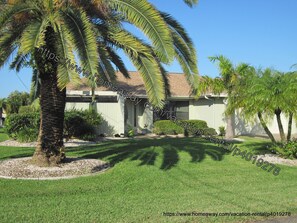 Wonderful Canal Front Pool Home With Beautiful Sunsets