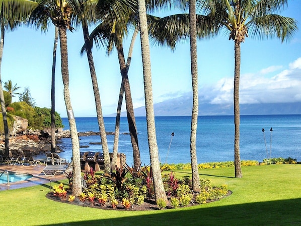 View from the lanai towards Molokai