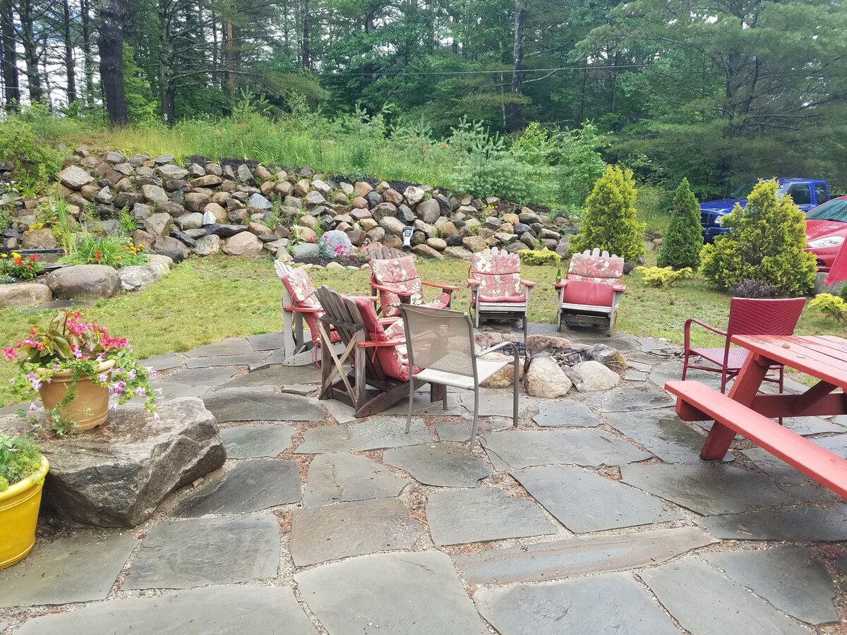 PET-FRIENDLY – Wonderfully Situated. A Truly Beautiful Setting.