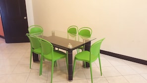 Marina Court 3 Bedroom Apartment