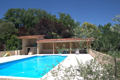 Les oliviers restaured farmhouse with pool.