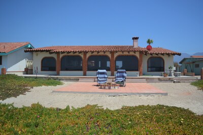 Impresionante casa de playa familiar frente al mar