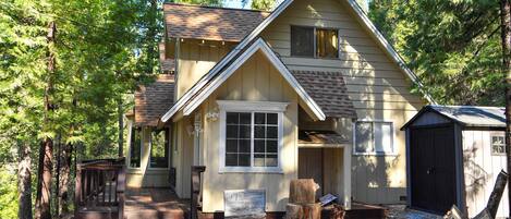 Side view of cottage- entrance through the mudroom.