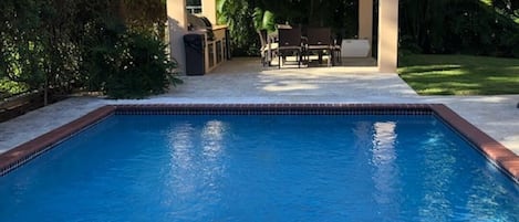 Private Pool/Outdoor Kitchen