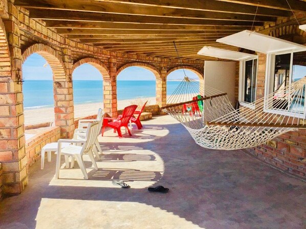 Beach front wrap around lanai! It does not get any better than this. 
