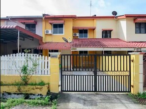 3 Bedroom Homestay Seberang Jaya Penang