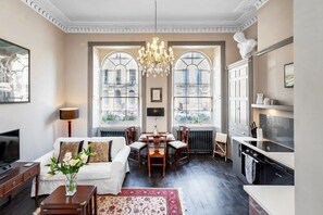 Fabulous open plan Georgian living