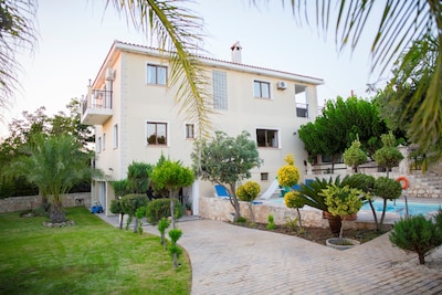 Picture of villa