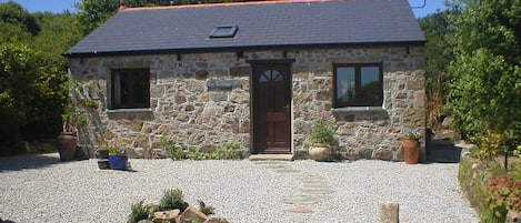 front view of cottage