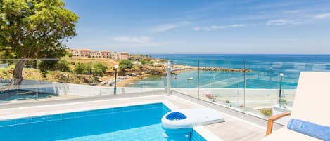 The pool area and panoramic view