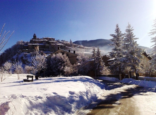 Snow and ski sports