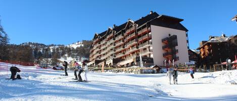 Snow and ski sports