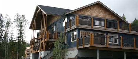 Top Floor Condo, located in the Aspens at Kicking Horse Mountain Resort