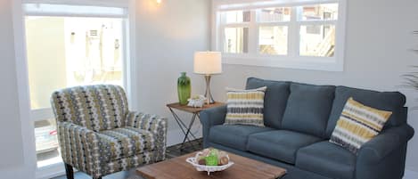 Living Room with pull out couch.