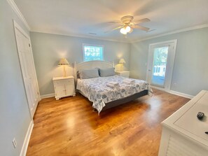 Upstairs Master on Main Level with Private Entry/Exit to Deck and Pool/Backyard Area
(King Bed)