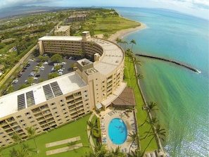 Aerial view of Menehune Shores looking toward Kihei
