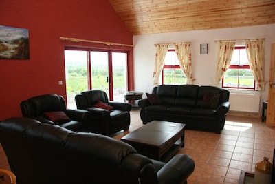 Very spacious 4 bedroom cottage in stunning location