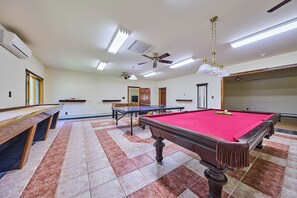 Game room 
Foosball, pool table, table tennis, shuffleboard 
