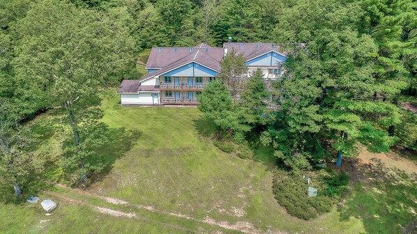 House on 33 acres