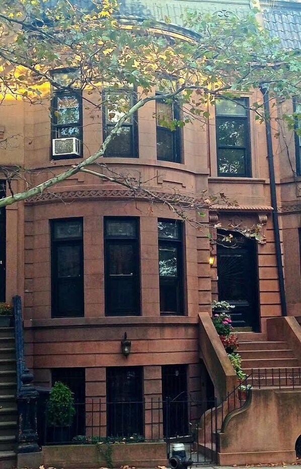 Carlton Ave Street View- Garden Apartment 