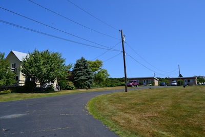 Montauk House with Lake View 