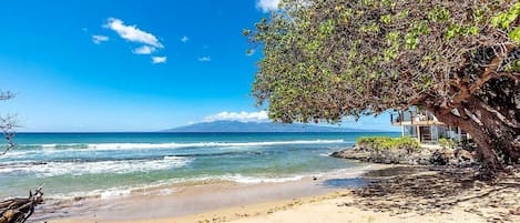 Honokowai Beach Pack (Across the street)