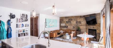 Kitchen & Living Area