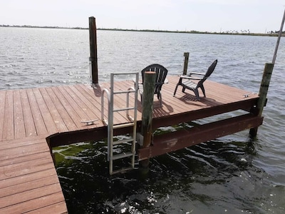 OCEAN FRONT PARADISE/290 ft PRIVATE DOCK/AWESOME VIEWS