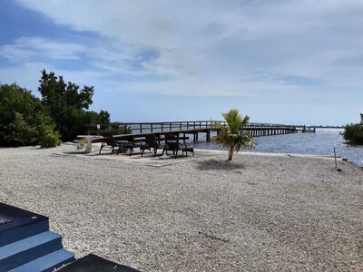 OCEAN FRONT PARADISE/290 ft PRIVATE DOCK/AWESOME VIEWS