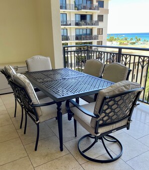 Lanai dining set for 6