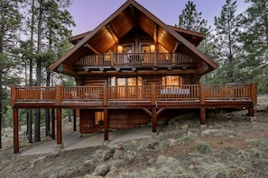 Welcome to the Hidden Hollow Log Cabin - a true log cabin experience