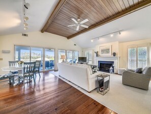 Living Room with Attached Screened Porch at 44 Lands End