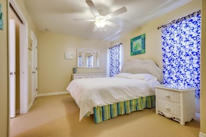 Bedroom 2 with ceiling fan