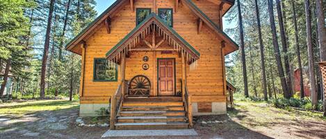 Leavenworth Vacation Rental | 3BR | 2BA | 1,662 Sq Ft | Stairs Required