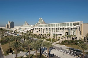 convention center 10 min walk or $5 Uber ride