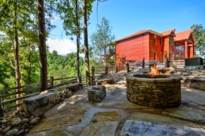 Beautiful Backyard of Luxury Cabin Rental in Gatlinburg TN.