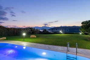 Autumn, Building Exterior, Garden, Outdoor, Pool, Spring, Summer