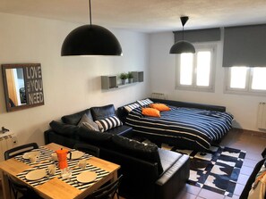 Configurado con una cama doble